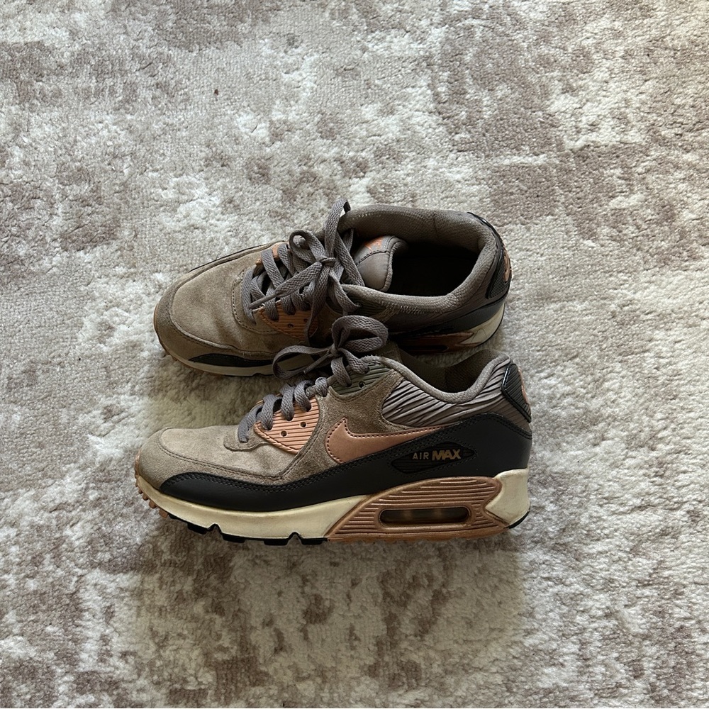 Nike Air Max 90